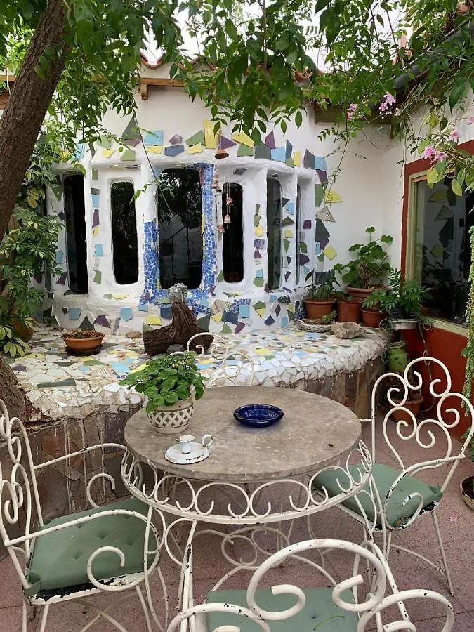 منزل الضيف Ecoartejeda Cave House إسبانيا