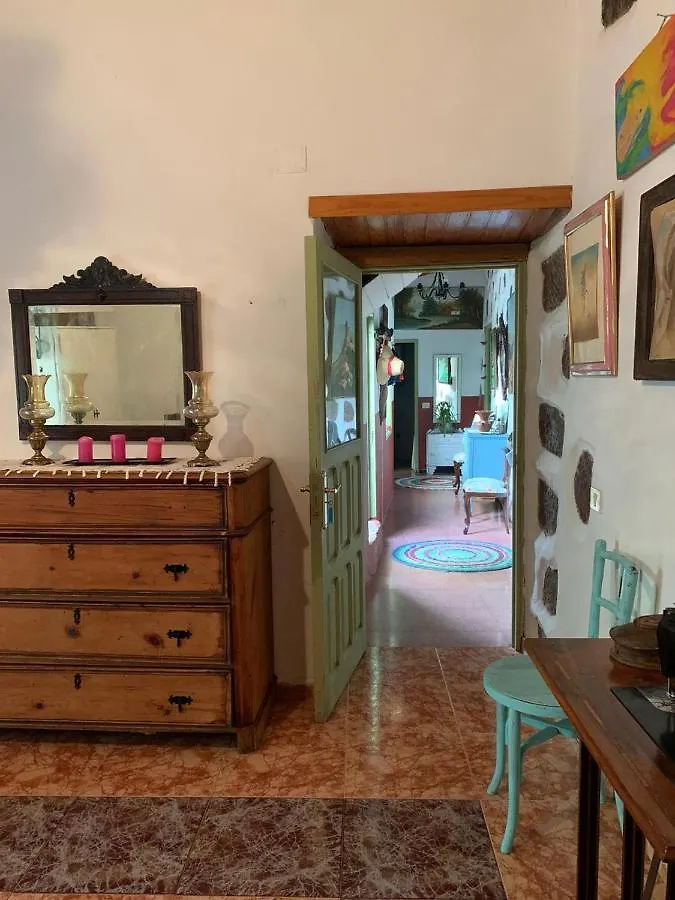 منزل الضيف Ecoartejeda Cave House منزل ريفي
